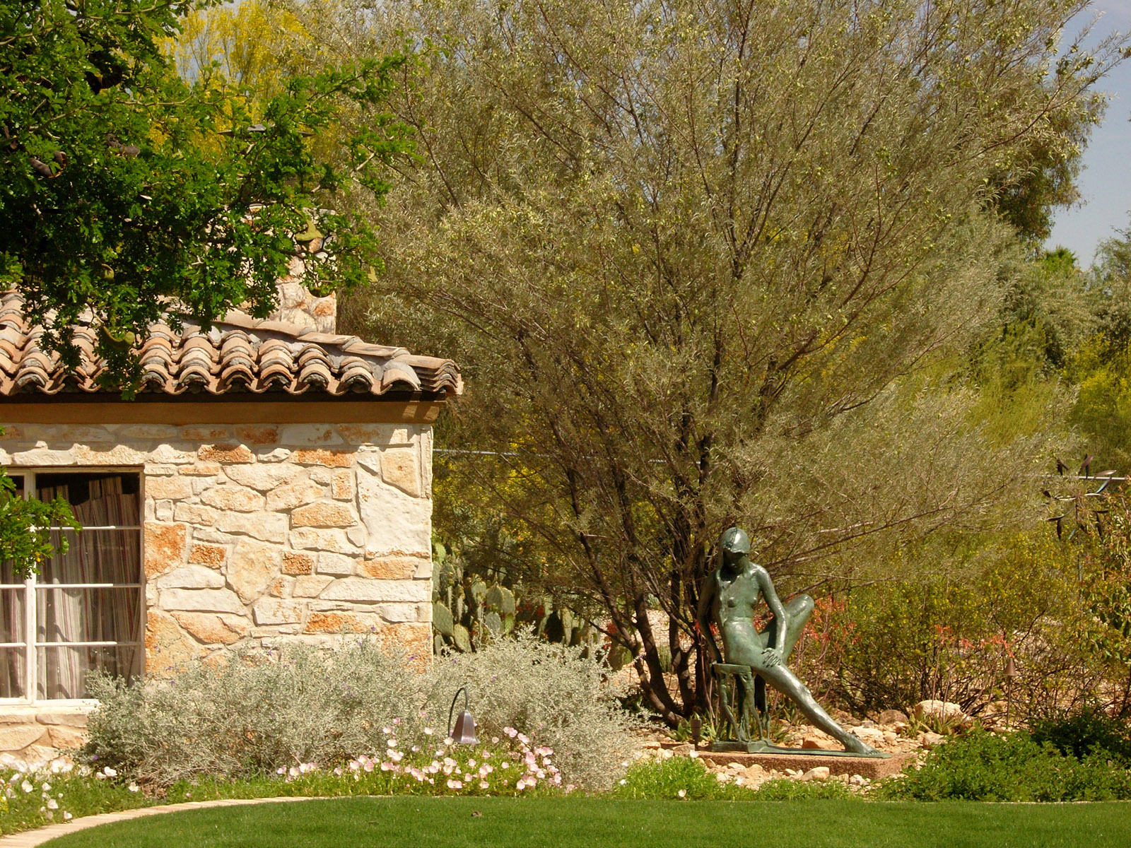 Rector Lee after 4 3 07 (9)